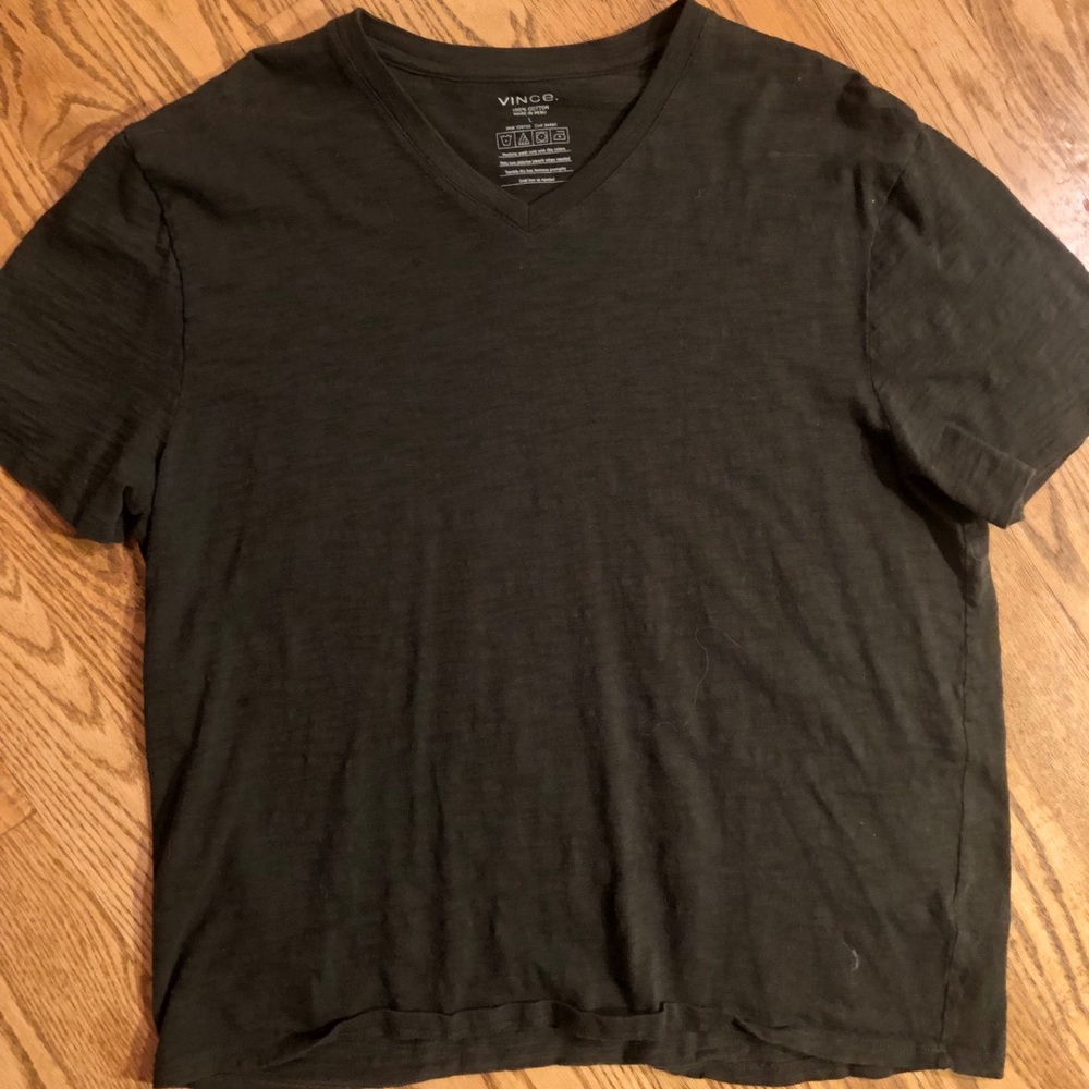 Vince v-neck t-shirt